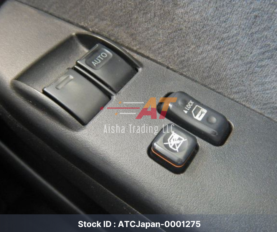 2011 Toyota Hiace Grand Cabin